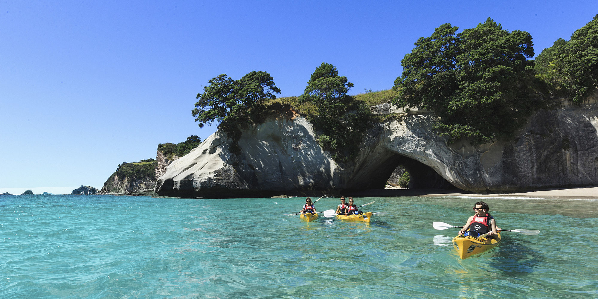 Cathedral Cove kajakken | vakantie nieuw zeeland