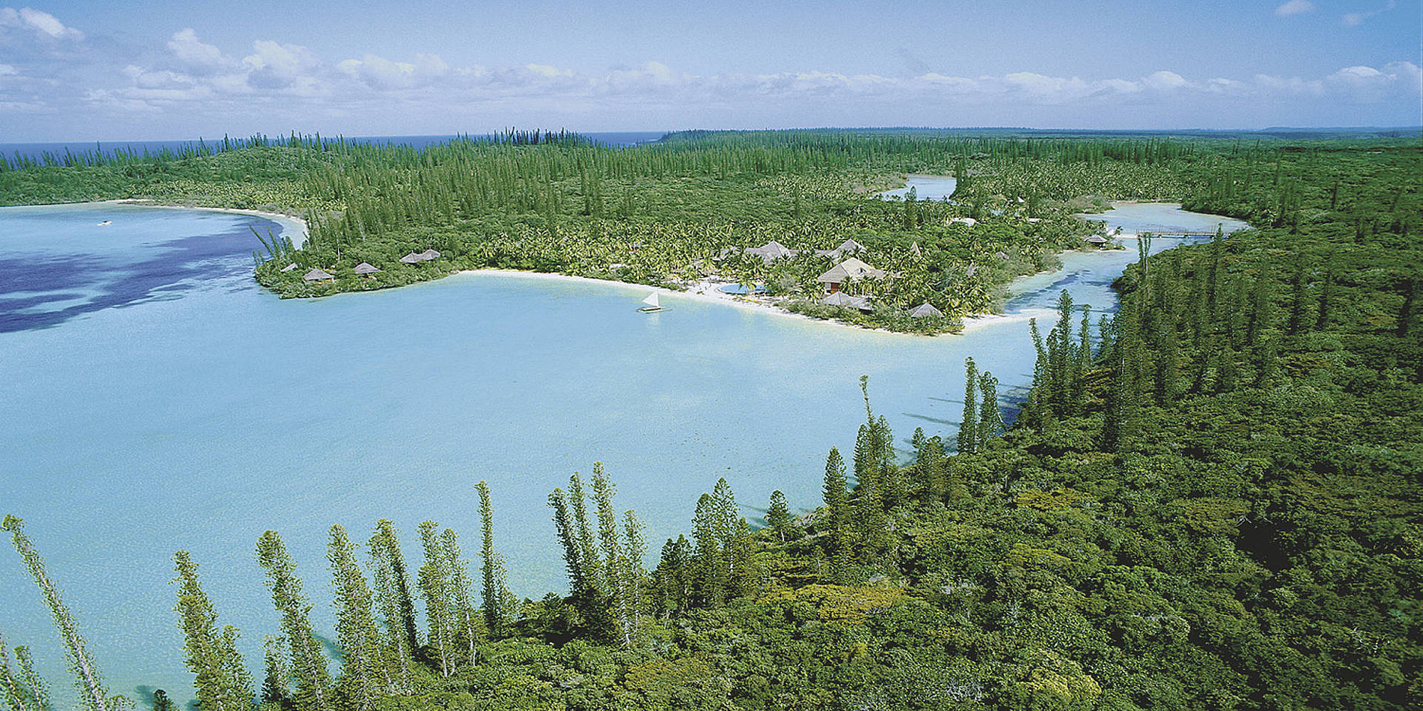 Le Meridien Ile des Pins ligging