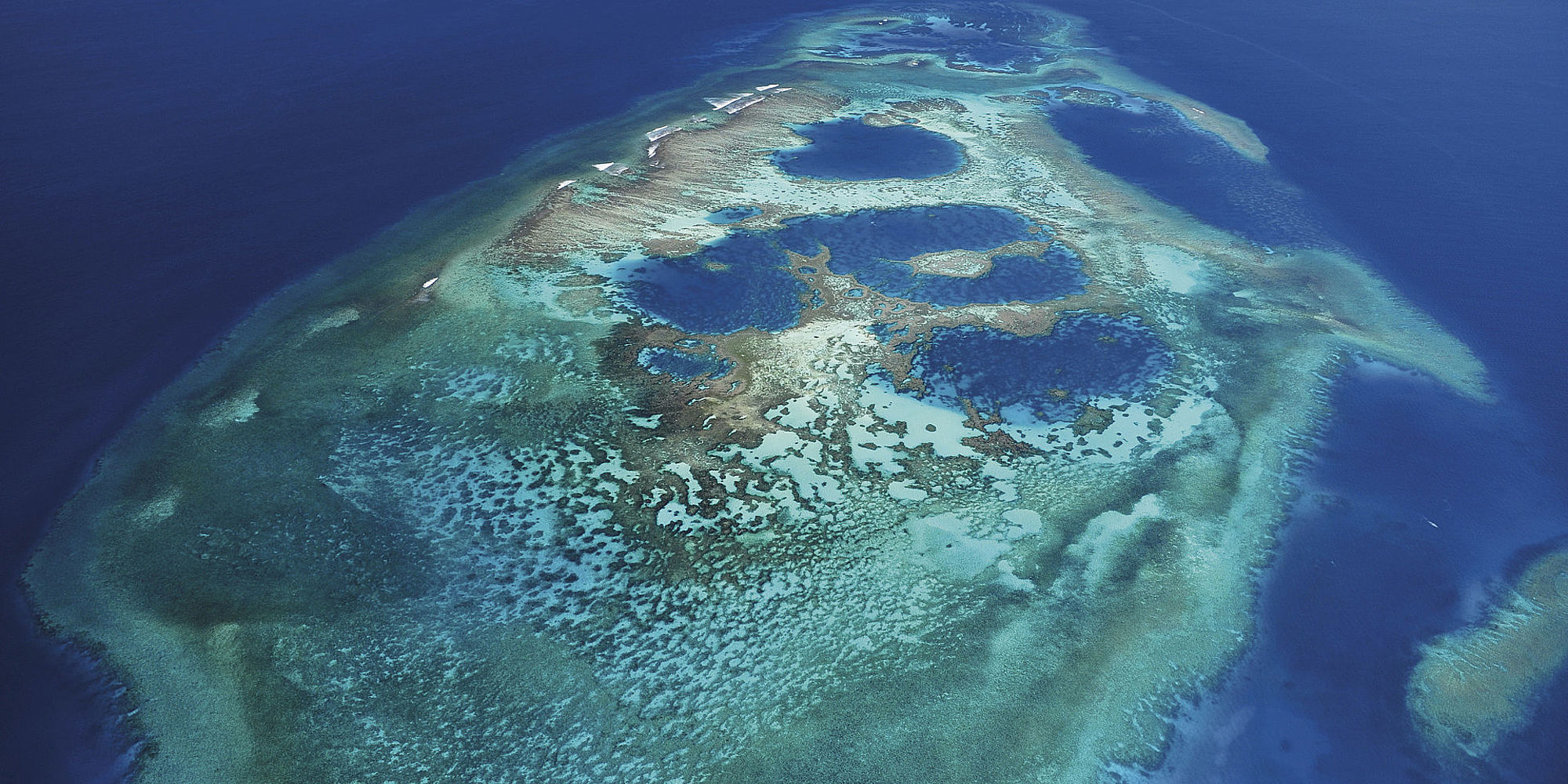 Ile des Pins - bovenaanzicht © M. Dosdane