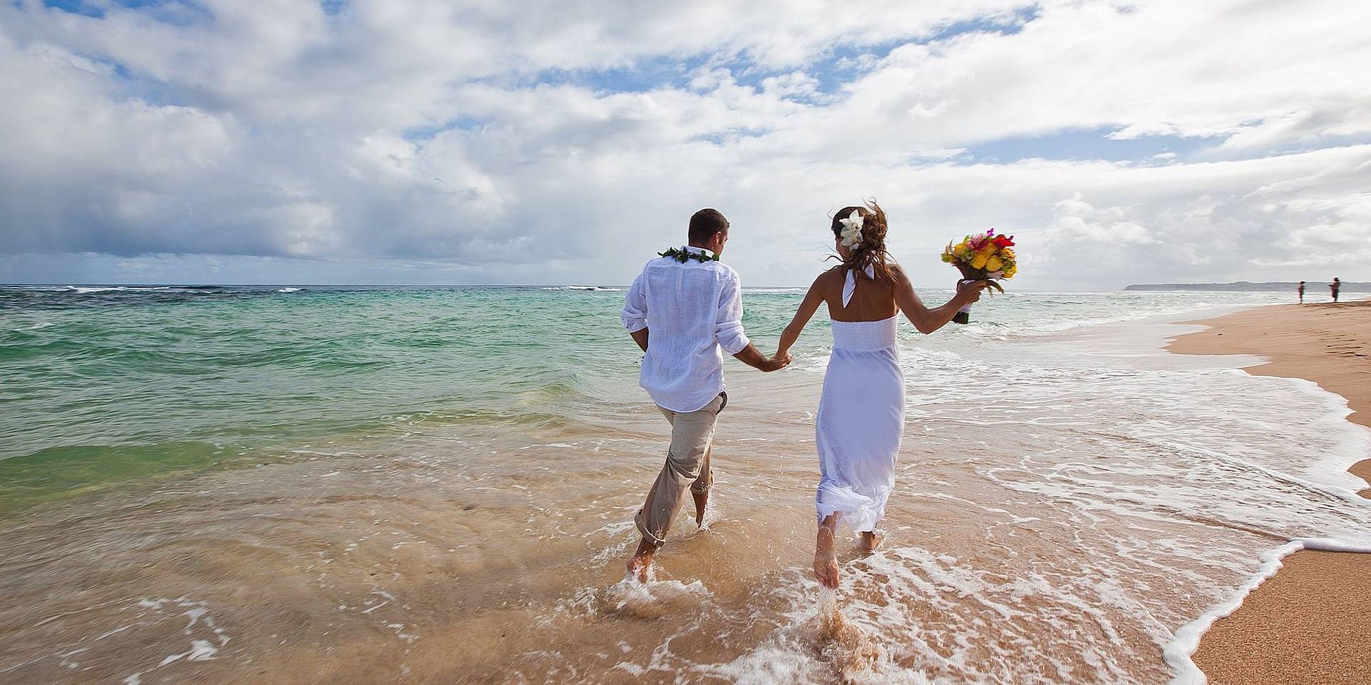 Trouwen op Hawaii strand