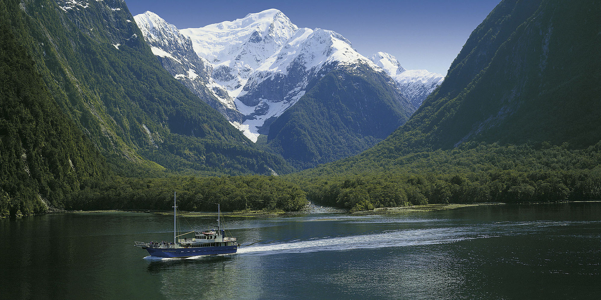 Milford Sound overnachtingscruise