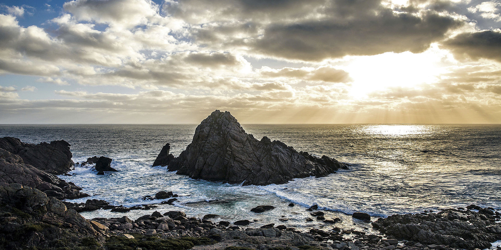 Sugarloaf Rock ©Greg Snell