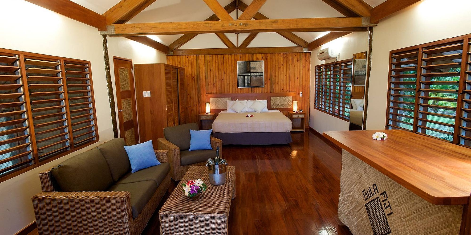 Viwa Island Resort bure