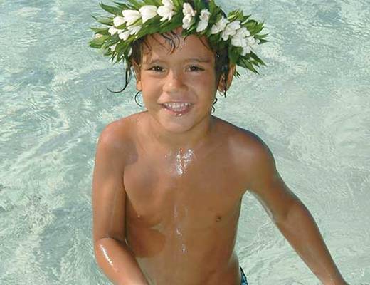 Kindje in Tubuai | vakantie Frans Polynesië