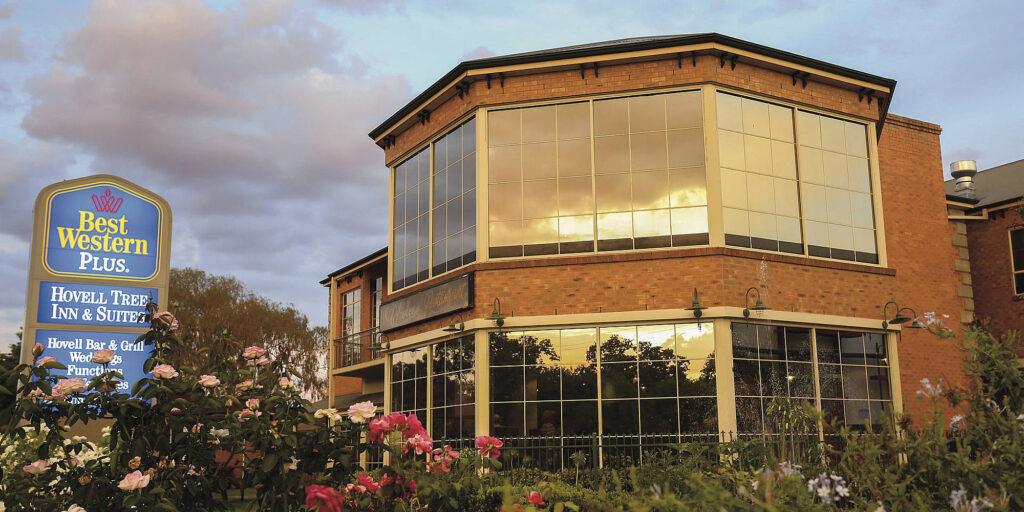 Best Western PLUS Hovell Tree Inn